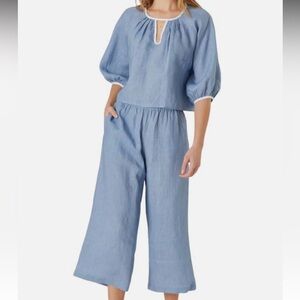 LIVRO
TRAVEL PANTS & TOP SET
LINEN SET